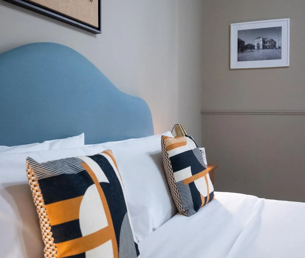 Casa Mo Room And Suite Palermo 3*,  Italien